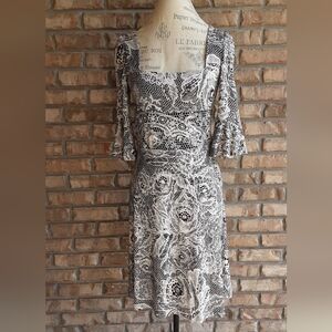 Diane Von Furstenberg 100% Silk Black and White Dress
